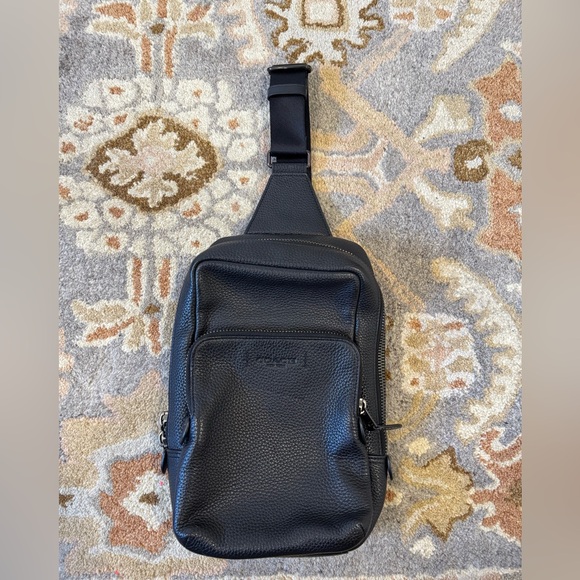 Coach Gotham Pack - Picture 2 of 14